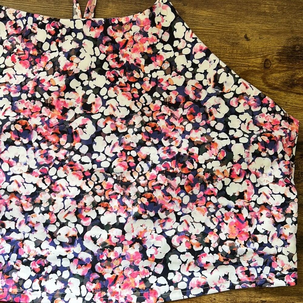 Old Navy 4x Colorful Floral Powersoft Built In Sp… - image 2